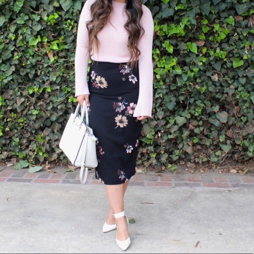 who what wear black floral midi pencil skirt